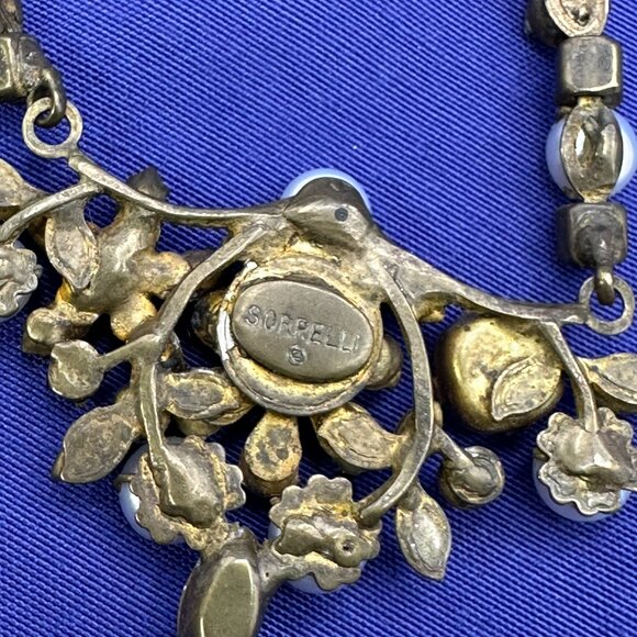 Sorrelli Signed Antique Gold-Tone Crystal & Faux Pearl Necklace - Picture 6 of 16